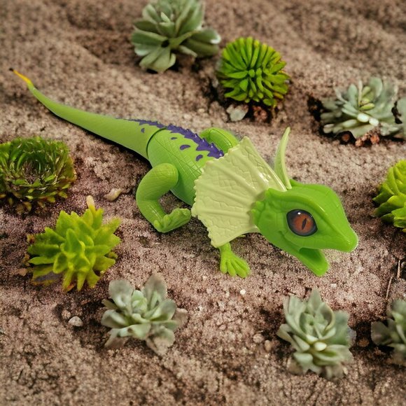 Zuru Robo Alive Walking Light Up Lizard Running Battery Operated Dinosaur Toy - Picture 1 of 6
